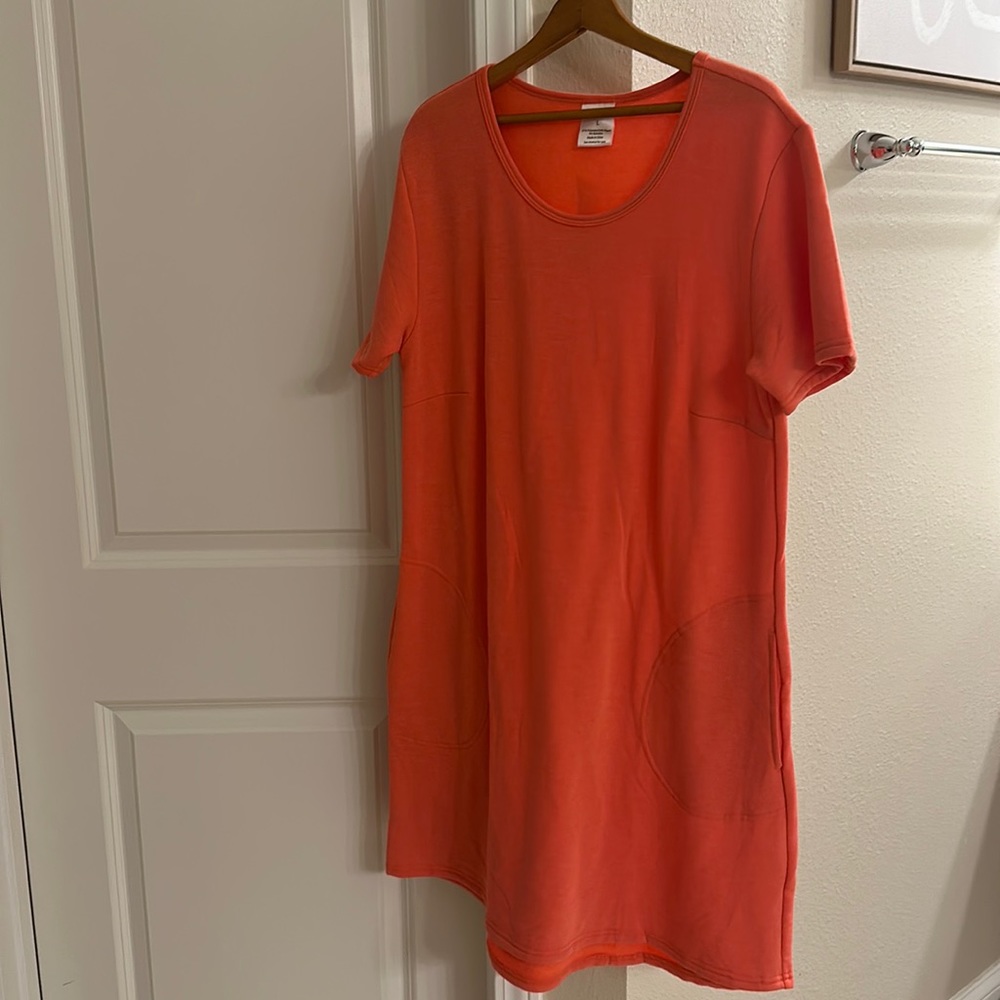 Cute orange dress